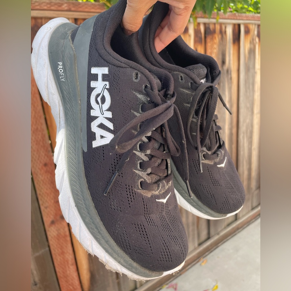 Hoka One One Women’s MACH 4 Black